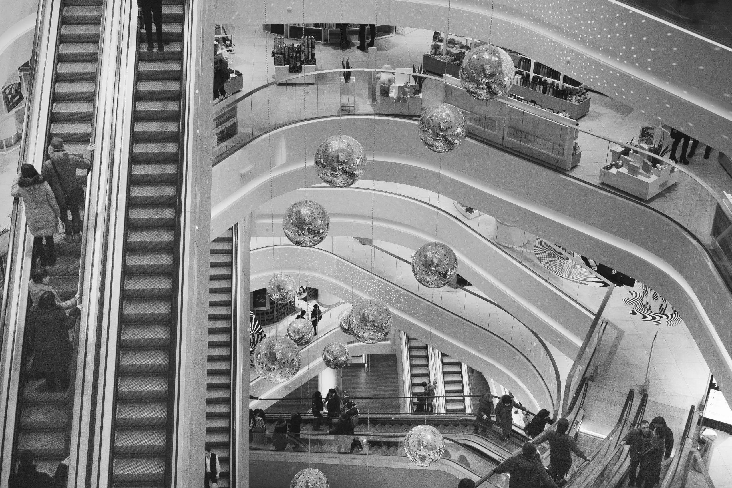 Will E-Commerce Replace Physical Stores?